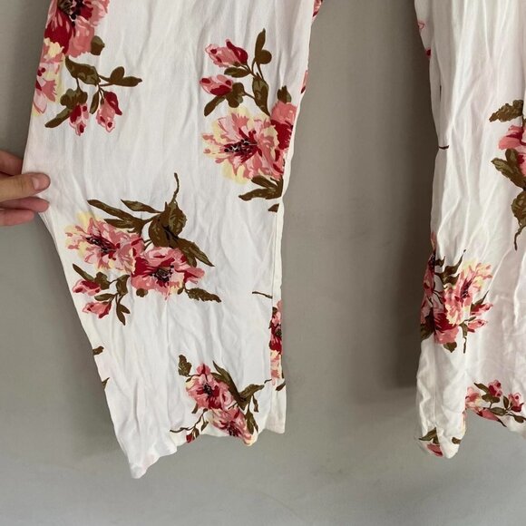 Flynn skye white floral jumpsuit - Picture 4 of 6